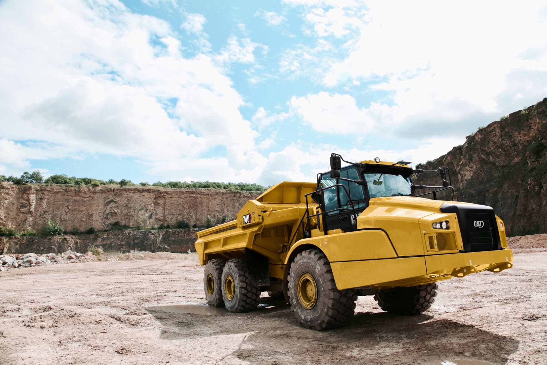 Camión Articulado 740 EJ